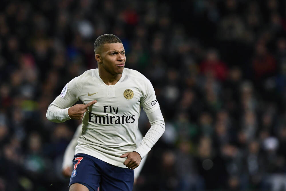 荷兰政府服软，同意停止接管安世半导体，但有个条件需要中方满足